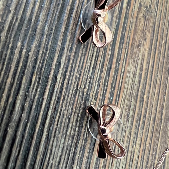 Kate Spade Skinny Minnie Bow Necklace and Earring Bundle - Picture 6 of 7